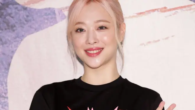 نجمة البوب الكوري "سولي"