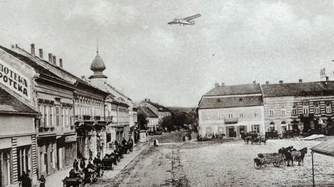 Avionski letovi mogu se videti i na razglednicama Pančeva iz 1920-ih godina