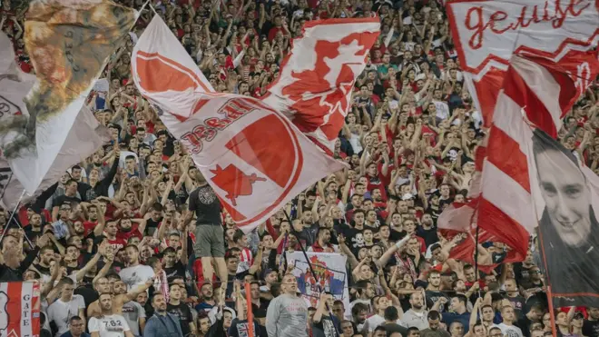 Након ове победе Звезда је друга у групи, па многи навијачи већ праве рачуницу шта је потребно да би се прошло даље, макар и са трећег места.