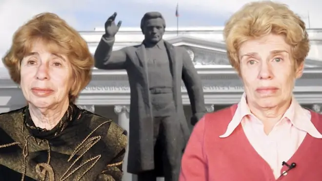 Екатеринбурженки Виктория и Инна стали волонтерами чемпионата мира.