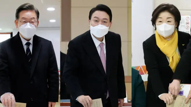 이재명(왼쪽부터) 더불어민주당 대선후보, 윤석열 국민의힘 대선후보, 심상정 정의당 대선후보가 제20대 대통령 선거 사전투표 첫날인 4일 오전 서울 중구 소공동 주민센터, 부산 남구청, 서울 종로구 혜화동 주민센터에 마련된 사전투표소를 각각 찾아 투표하고 있다