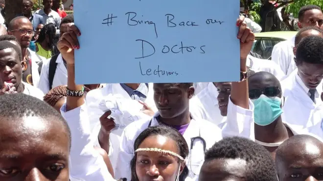 Madaktari na wahudumu wengine wa afya wamegoma tangu mwanzoni mwa Desemba