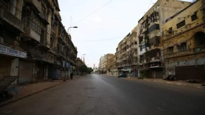 Pakistan dey on lockdown