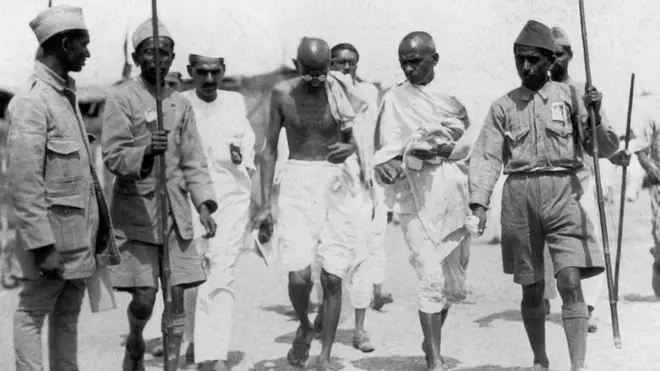 మహాత్మా గాంధీ అరెస్ట్