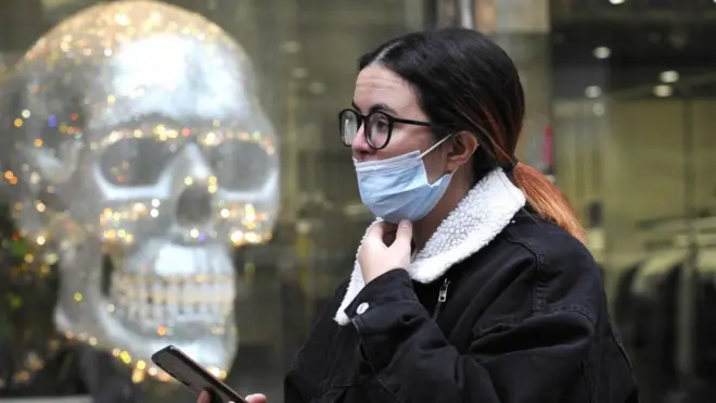 Що влада планує робити з Covid-19?