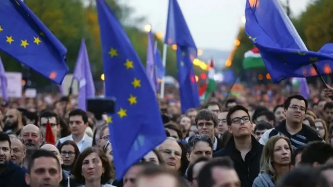 Manifestantes pró-UE foram às ruasapp sportingbet para iphoneBudapeste no início da semana'