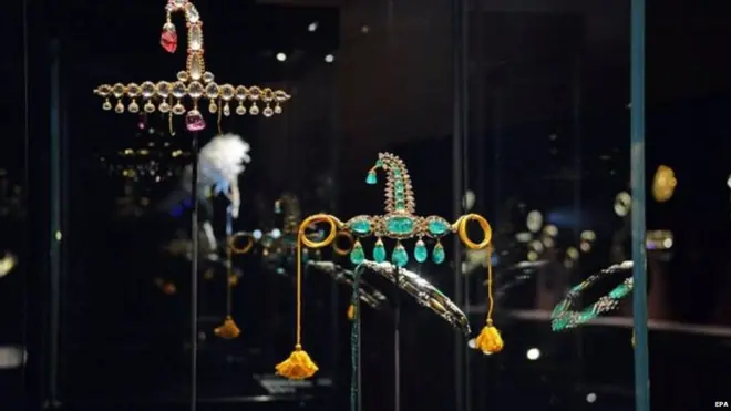 वेनिस में लगी प्रदर्शनी में 16वीं से 20वीं सदी के भारतीय गहने रखे गए थे