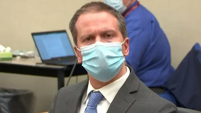 Derek Chauvin al escuchar el veredicto en su contra.