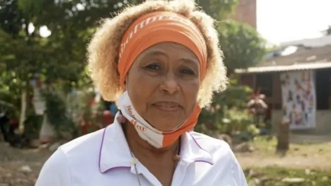 المرأة التي تخاطر بحياتها لحماية مجتمعها من العصابات المسلحة