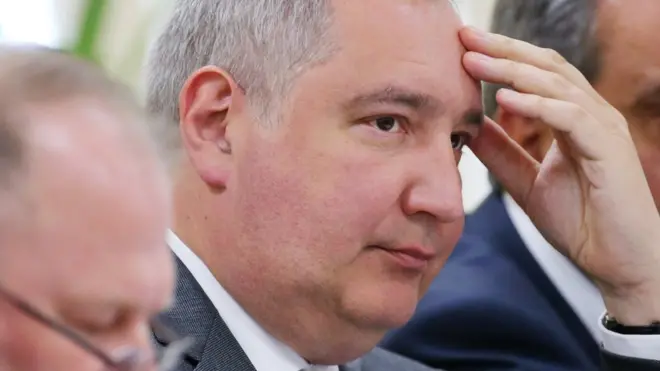 Дмитрий Рогозин полетел обратно в Москву