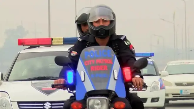 خواتین رائیڈر سکواڈ