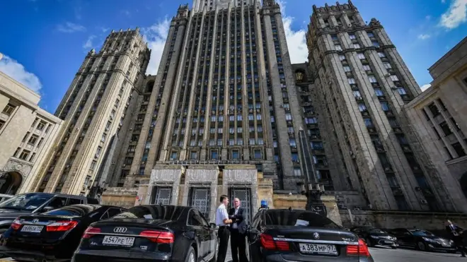 здание МИД