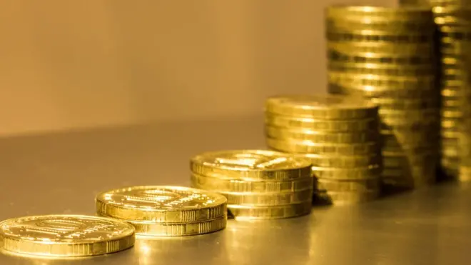 Минфин ежемесячно будет покупать десятки миллионов долларов на рынке