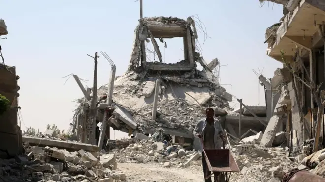 Menbic Askeri Meclisi sözcüsü yeniden yapılanmayı halk meclisinin idare edeceğini söylüyor.