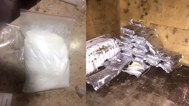Наркотики були заховані у порожнинах машини