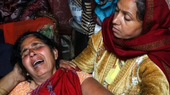 Mourning Indians after Kashir attack February 2019