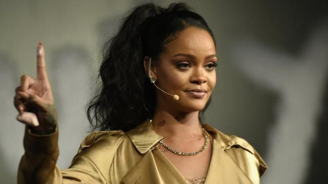 Fenty Beauty: How make-up helped Rihanna become a billionaire