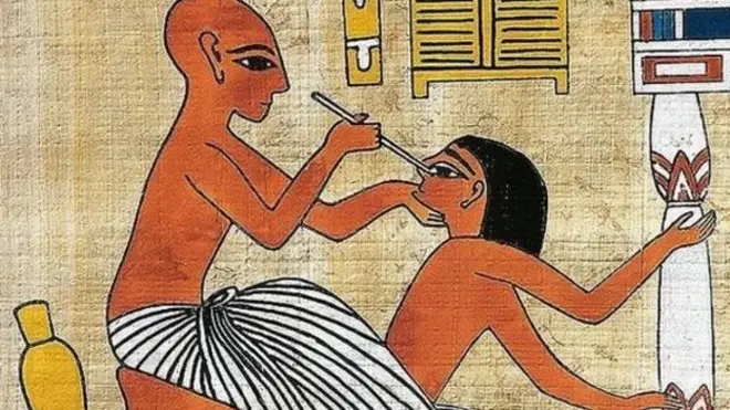 قدیم مصر میں لوگ خوبصورت نظر آنے کے لیے بہت سی تراکیب استعمال کرتے تھے