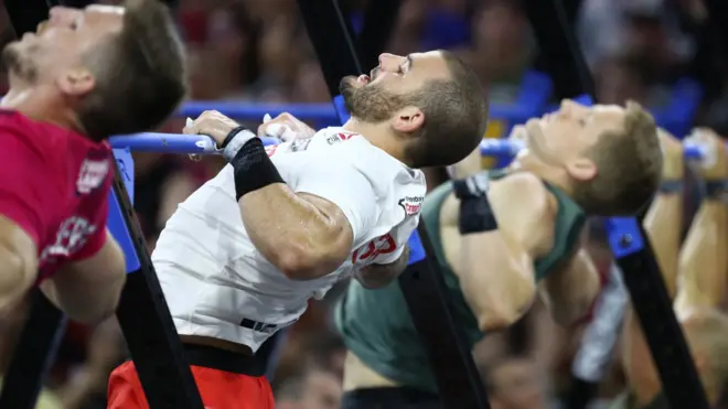 Mat Fraser en acción