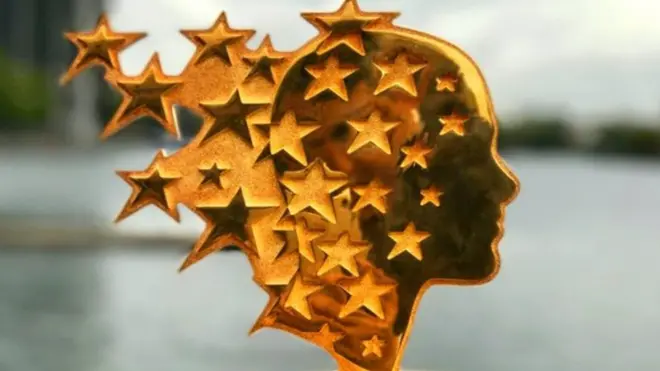 У топ-50 вчителів року в світі - двоє українців. Переможець конкурсу виграв $1 мільйон