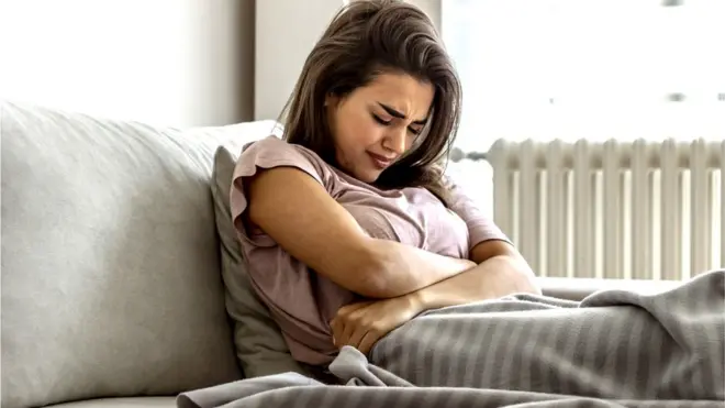 Svakodnevni bolovi u stomaku najčešći su simptomi Kronove bolesti.