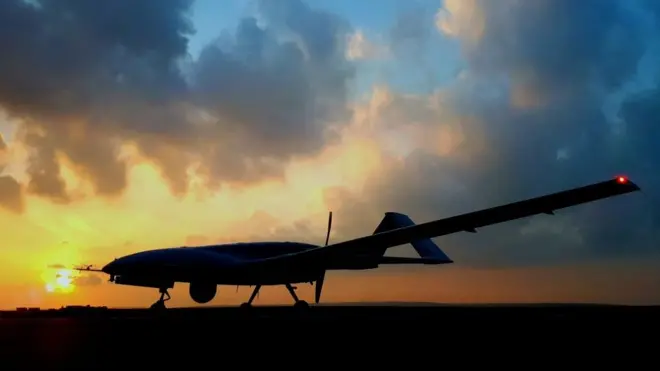 Українські екіпажі "Байрактарів" навчені діяти вдень та вночі, кажуть в українській армії