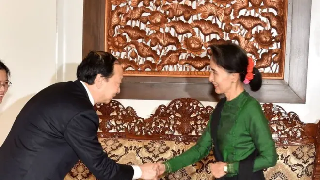 ကျောက်ဖြူ အထူးစီးပွားရေးဇုန် အကောင်အထည်ဖေါ်ဖို့ CITIC ကုမ္ပဏီနဲ့ ဒေါ်အောင်ဆန်းစုကြည်တို့ ဆွေးနွေး