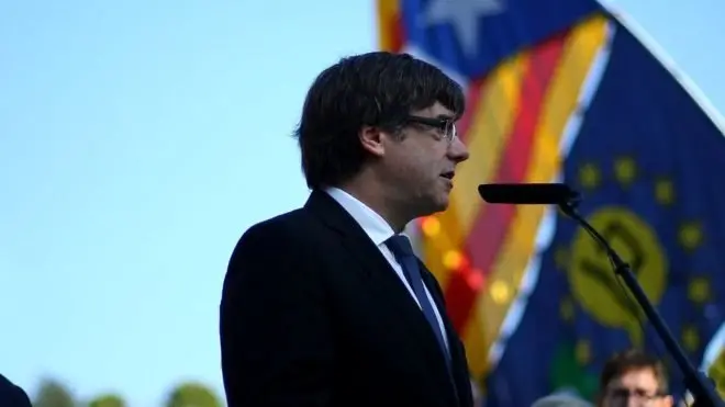 Карлес Пучдемон не каже, чи проголосила Каталонія незалежність