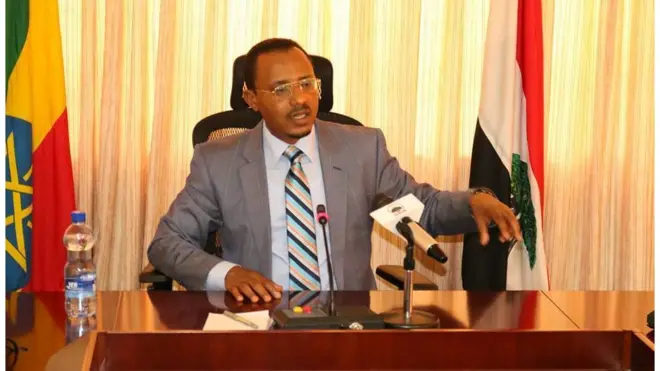 Pirezidaanti Lammaa Magarsaa hidhamtoota 2345 dhiifamaan gadi dhiisan