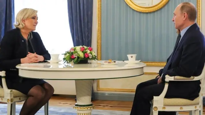 Путин на встрече с Ле Пен, баллотирующейся в президенты Франции, заявил, что Россия не хочет влиять на выборы