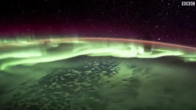 صور للشفق القطبي من الفضاء