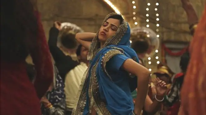 'لپ سٹک انڈر مائی برقع'