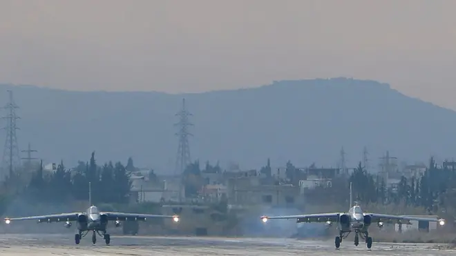 Rusya'nın Suriye'de bulunan Sukhoi Su-25 savaş uçakları