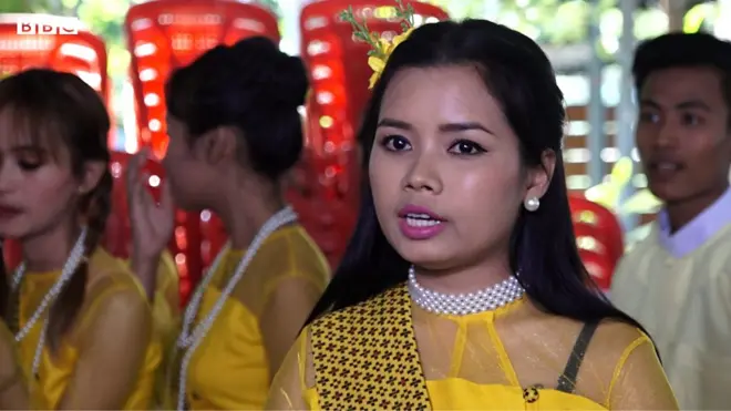 ခေတ်တိုင်းမှာ ရှင်သန်နေတဲ့ သင်္ကြန်သံချပ်