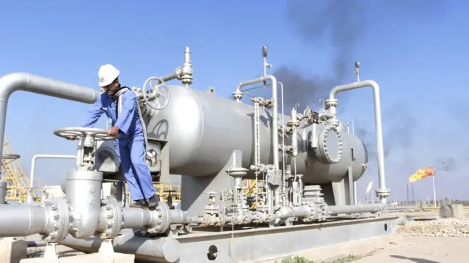 حقل بن عمر النفطي قرب البصرة