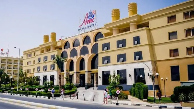 отель AMC Royal