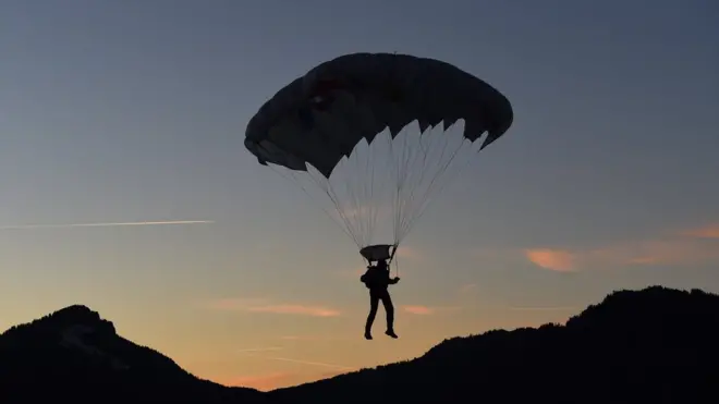 парашутист