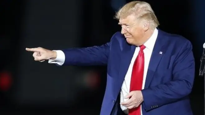 डोनाल्ड ट्रंप