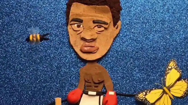 ایک اسرائیلی فنکارہ نے باکسر محمد علی کی پہلی برسی پر انوکھے انداز میں انھیں خراجِ عقیدت پیش کیا ہے۔ انھوں نے محمد علی کی تصویر بنانے کے لیے پیٹا بریڈ استعمال کی ہے۔