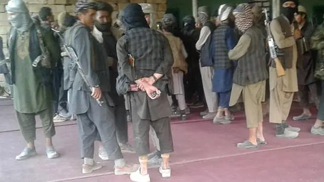 نیروهای داعش که به دولت افغانستان 'تسلیم' شدند