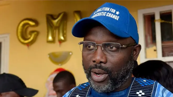 George Weah aura longtemps attendu sa consécration. L'ancien footballeur que tous voyaient élu président du Liberia va savourer une large victoire annoncée jeudi soir par la commission électorale (plus de 60% des suffrages).