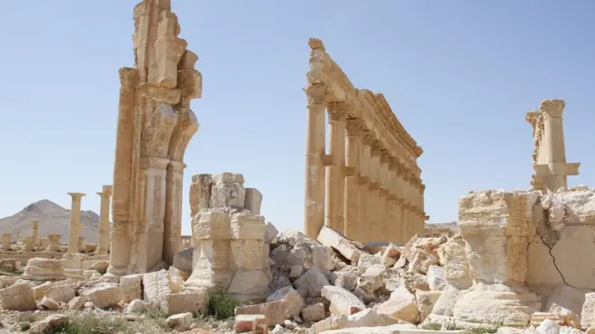 Suriye ordusu, Mart ayında Palmira'yı IŞİD'in elinden geri aldı.