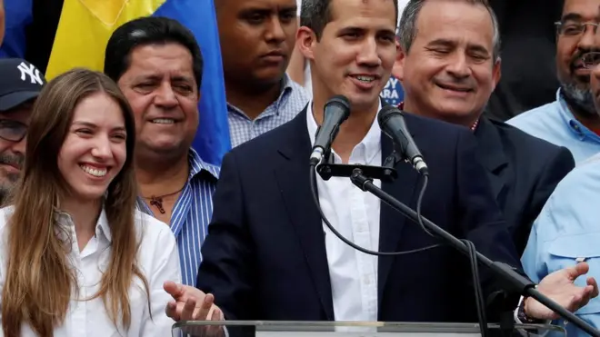 Fabiana Rosales y Juan Guaidó