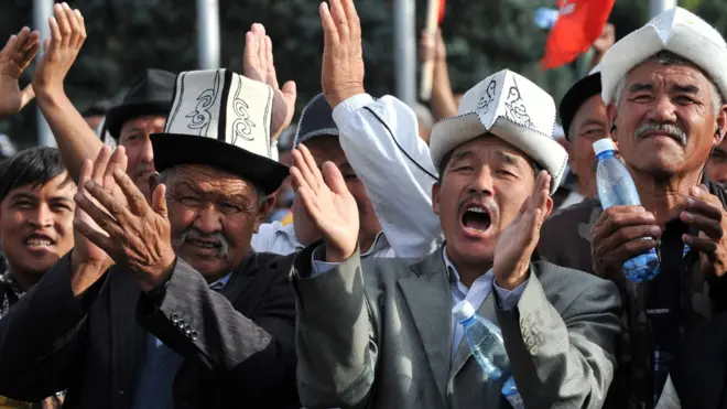 Үгүт иштери