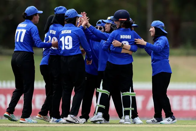 د بهر مېشتو افغان ښځینه لوبغاړو لوبډله نژدې درې نیم کاله وروسته لومړی ځل د روان کال په جنورۍ کې د اسټرالیا په ملبرون کې د لوبو ډګر ته ووتله.