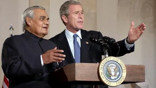 अटल बिहारी वाजपेयी और जॉर्ज बुश
