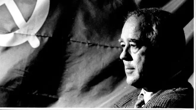 Жалаңаш Луиза Гловер мен Плейбой Юра кезеңі порно фильмдері