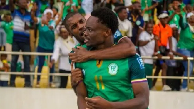 File foto of Comoros players dey celebrate