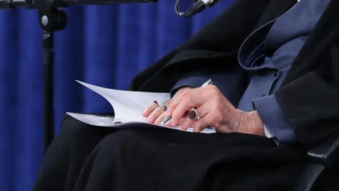 علی خامنه‌ای