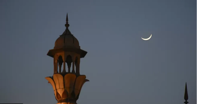 Àwòrán oṣù àti goro mọ́ṣáláṣí